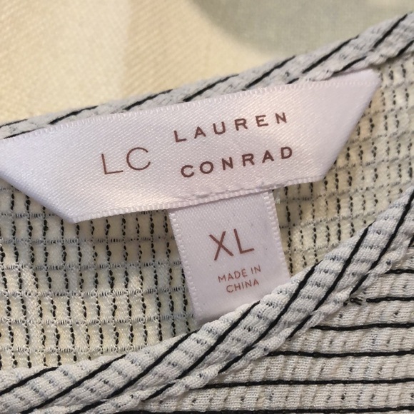 NWT LC Lauren Conrad Black and White Striped Shirt with Bell Sleeves, Size XL - Picture 8 of 9